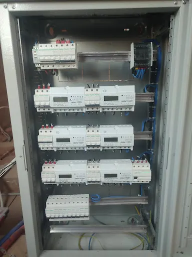 Mikalai Karol Njuthor Elektryk